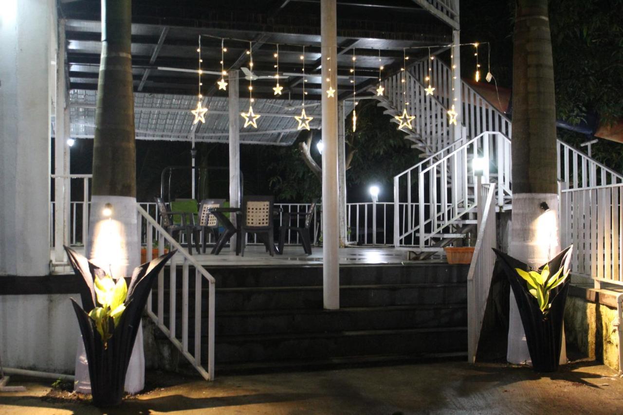 Wada Ambhai Farmhouse酒店 外观 照片