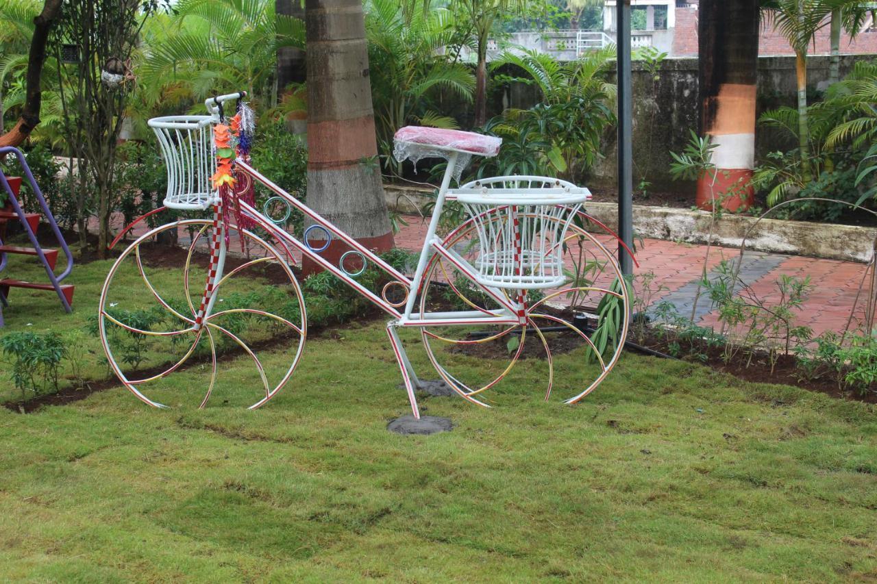 Wada Ambhai Farmhouse酒店 外观 照片